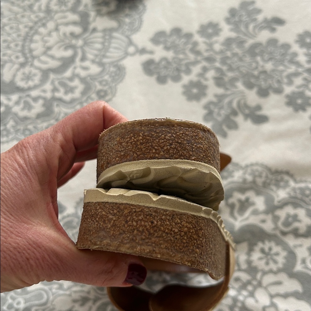 Birkenstock Madrid Cognac Tan Sandals with Gold Buckle, size 41 - Picture 6 of 8